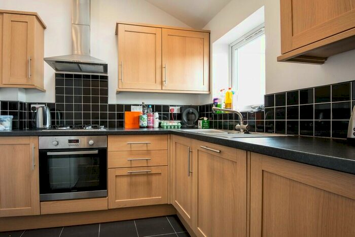 5 Bedroom Apartment To Rent In Aughton Street, Ormskirk, L39