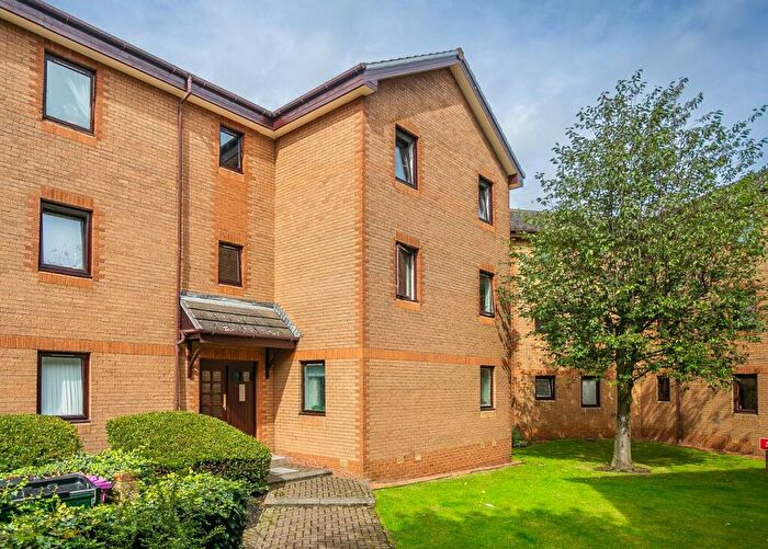 2 Bedroom Flat For Sale In Sheriff Park, The Shore, Edinburgh, EH6