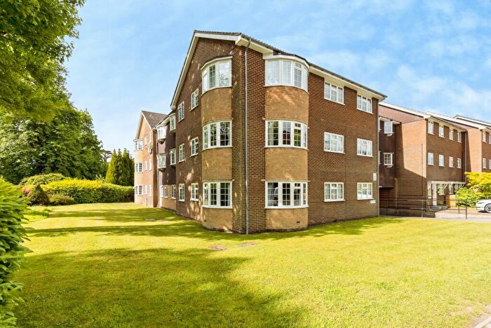 2 Bedroom Flat For Sale In Rushams Road, Horsham, West Sussex, RH12