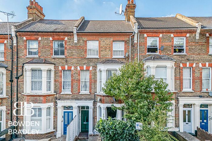 1 Bedroom Flat For Sale In Bravington Road, London, W9