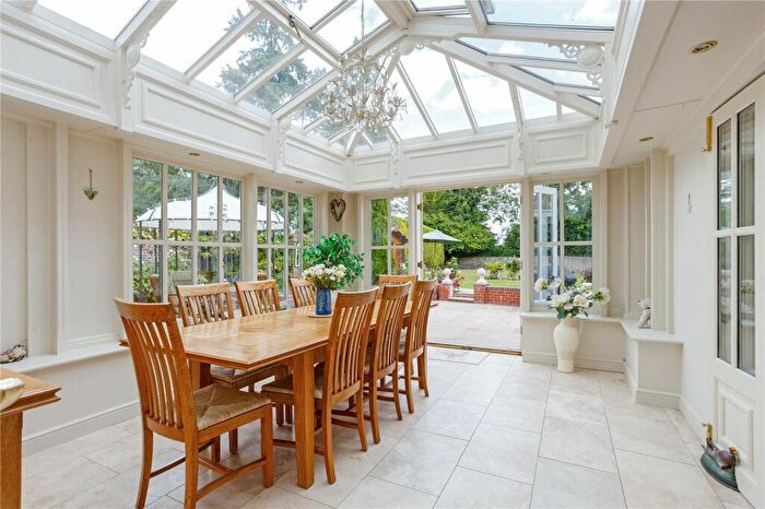 5 Bedroom Detached House For Sale In Oaklands, Curridge, Thatcham, Berkshire, RG18