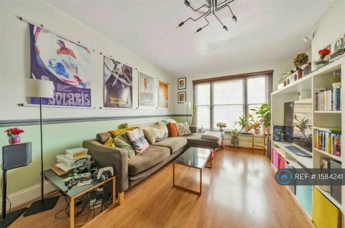 2 Bedroom Flat To Rent In Deptord, London, SE8