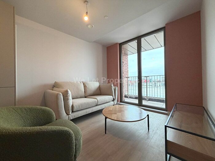 1 Bedroom Flat To Rent In Trafford Gardens, Old Trafford, M16