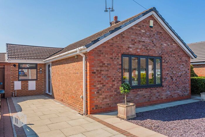 3 Bedroom Detached Bungalow For Sale In Falcondale Road, Winwick, WA2