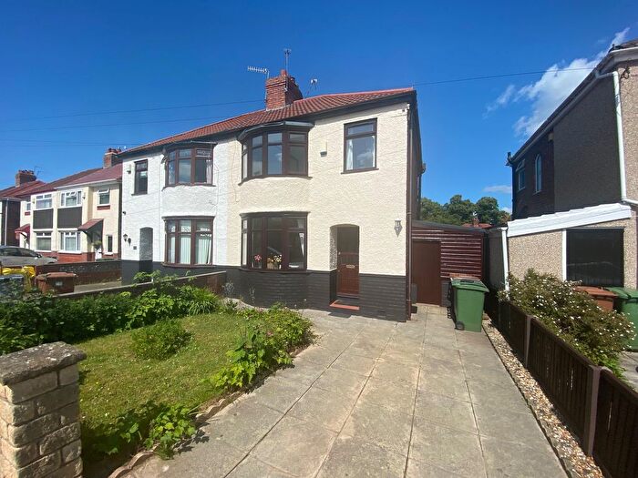 3 Bedroom Semi-Detached House To Rent In Crosthwaite Avenue, Wirral, CH62
