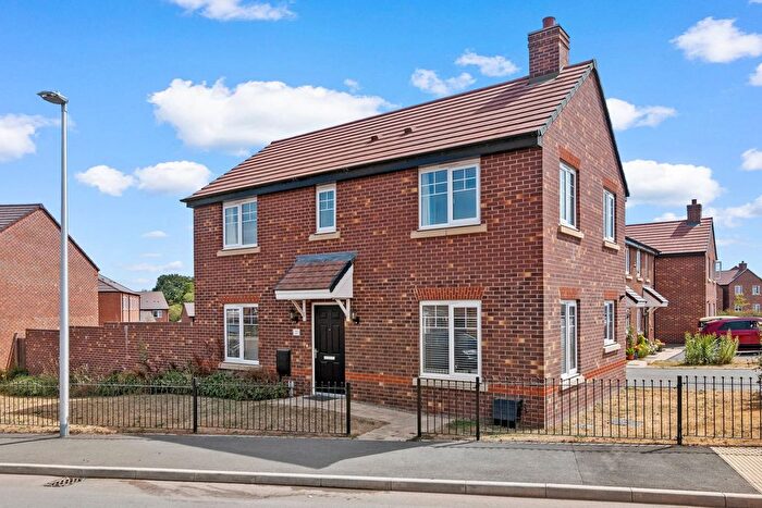 3 Bedroom Detached House For Sale In Cowcroft Drive, Rushwick, Worcester., WR2