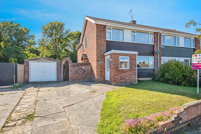 4 Bedroom Semi-Detached House For Sale In Blackdown Avenue, Rushmere St. Andrew, Ipswich, IP5