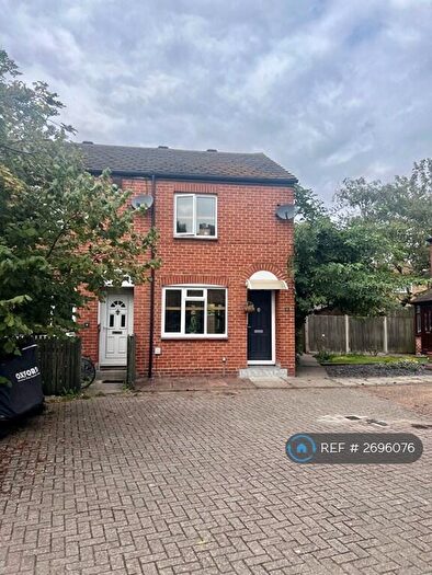 2 Bedroom End Of Terrace House To Rent In Cardine Mews, London, SE15