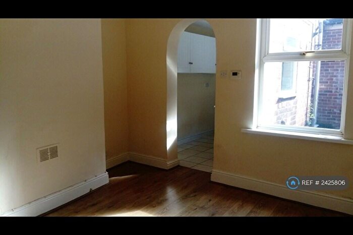 3 Bedroom Terraced House To Rent In Cecil Street, Grantham, NG31