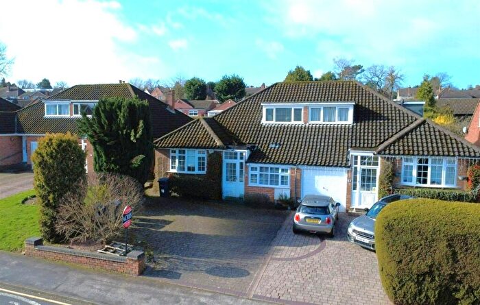 4 Bedroom Semi-Detached House For Sale In Kittoe Road, Four Oaks, B74