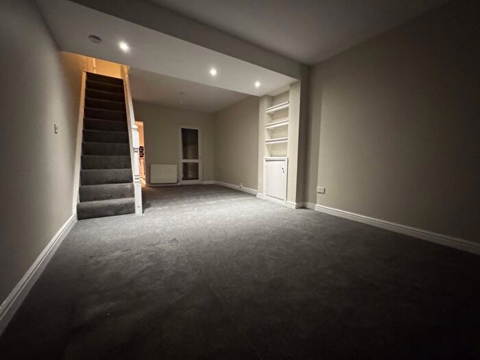 3 Bedroom Terraced House To Rent In Franklin Road, Gillingham, ME7