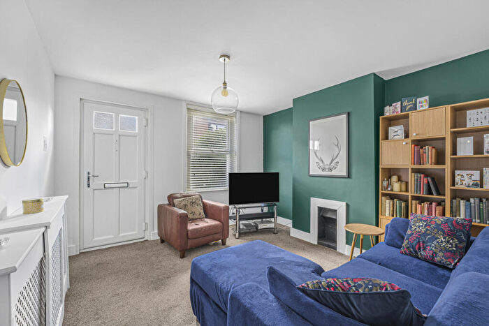 2 Bedroom Terraced House For Sale In Spring Vale South, Dartford, DA1