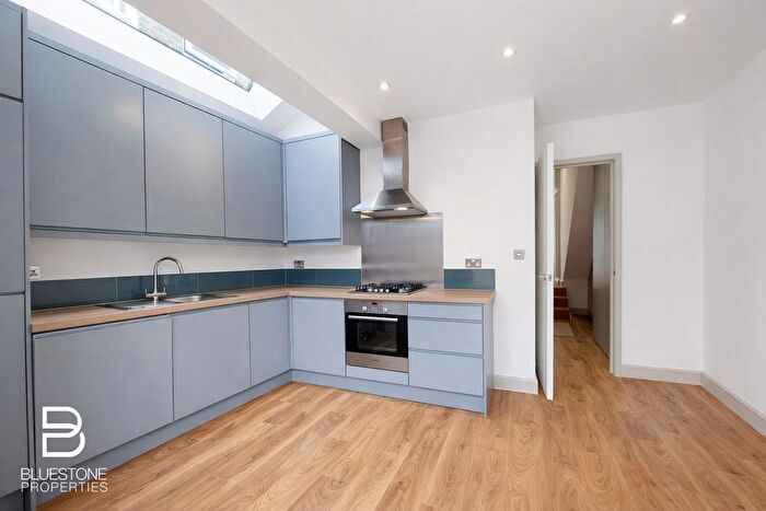 2 Bedroom Flat To Rent In Kettering Street, Streatham, SW16