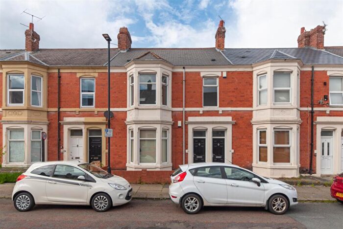 6 Bedroom Flat For Sale In Bayswater Road, Jesmond, Newcastle Upon Tyne, NE2