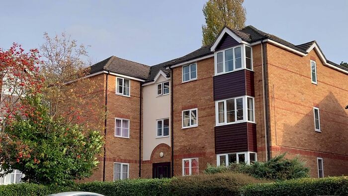 1 Bedroom Flat To Rent In Chagny Close, Letchworth Garden City, SG6