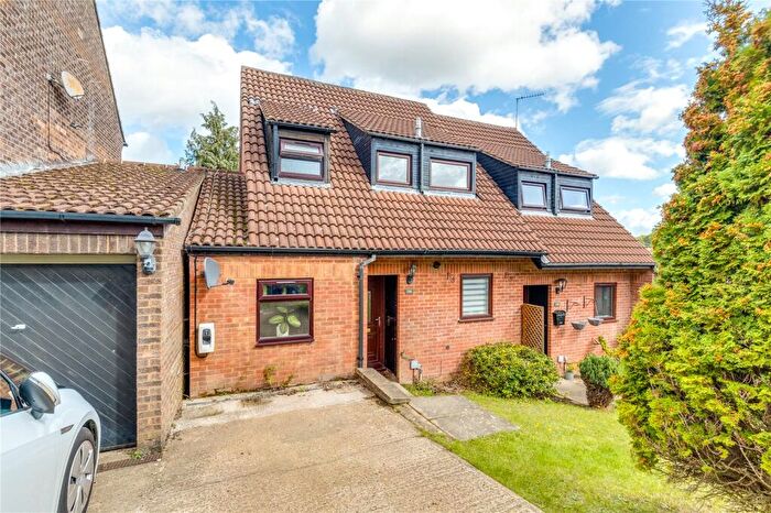 3 Bedroom Semi-Detached House For Sale In Valley Road, Codicote, Hertfordshire, SG4