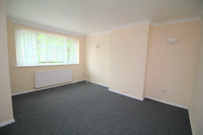 2 Bedroom Flat To Rent In Ramsgate, CT11