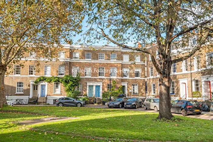 3 Bedroom Detached House To Rent In Hanover Gardens, Kennington, London, SE11