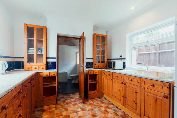 4 Bedroom Flat To Rent In Rosebery Street, Loughborough LE11