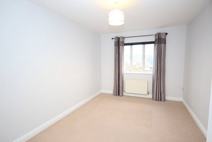 2 Bedroom Flat To Rent In Beaumont Court, Flitwick, MK45
