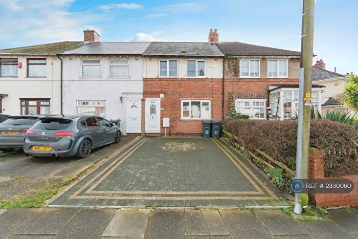 3 Bedroom Terraced House To Rent In Holcombe Road, Birmingham, B11
