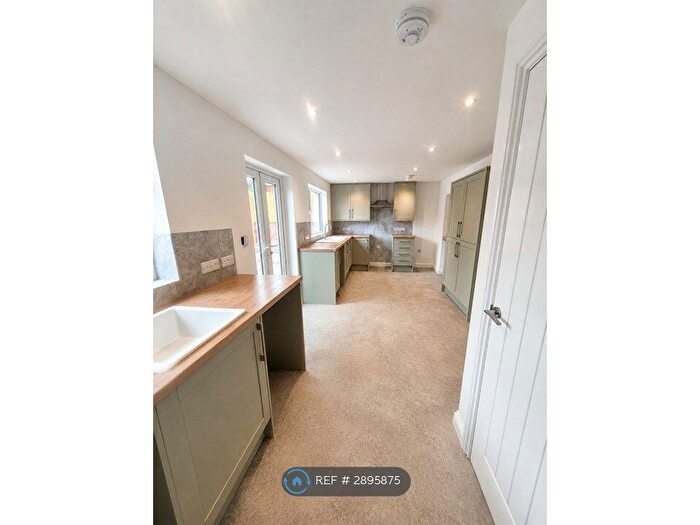 4 Bedroom Detached House To Rent In Fore St, Exeter, EX1