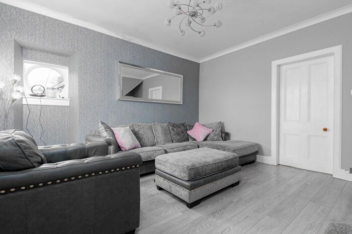 2 Bedroom Cottage For Sale In Main Street, Larbert, FK5