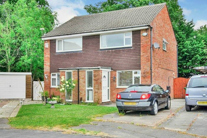 2 Bedroom Semi-Detached House To Rent In Westbury Avenue, Sale, Greater Manchester, M33