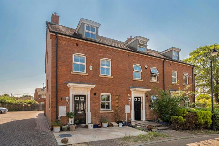 3 Bedroom End Of Terrace House For Sale In Shire Road, Clapham, Bedford, MK41