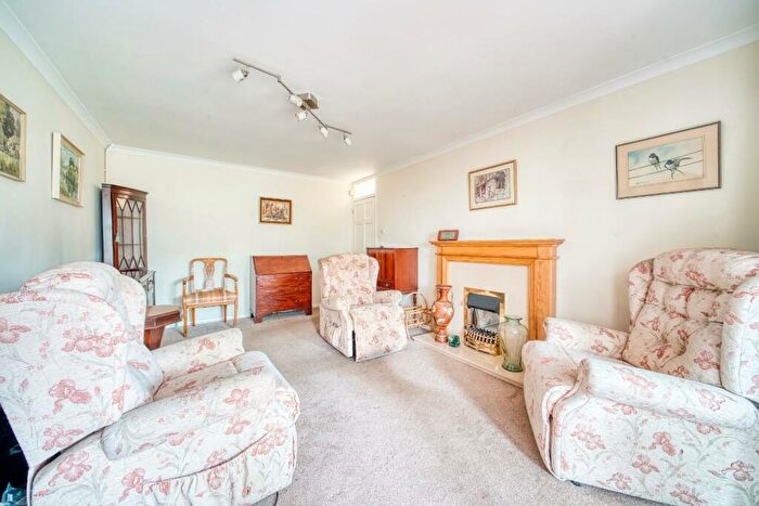 2 Bedroom Semi-Detached Bungalow For Sale In Well Presented Bungalow In Congresbury Village, BS49