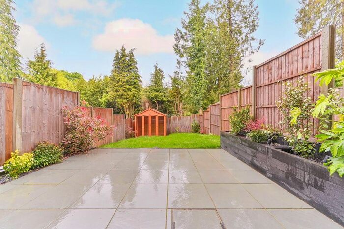 4 Bedroom Property To Rent In Fir Hollow Gardens, Croydon, Kenley, CR8