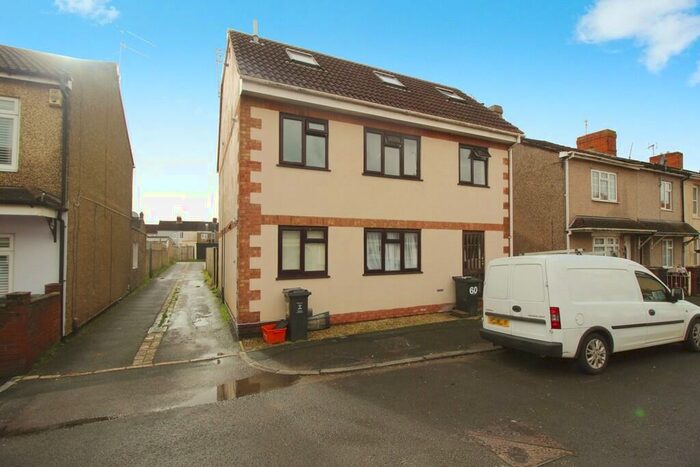 2 Bedroom Apartment To Rent In Argyle Street, Gorse Hill, Swindon, SN2