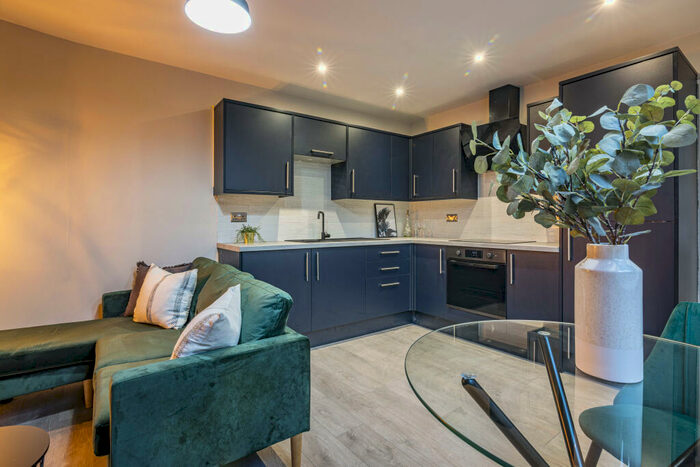 2 Bedroom Flat To Rent In Apt, Powell House High Street, Lincoln, LN5