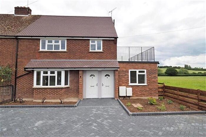 2 Bedroom Apartment To Rent In Hobbs Cross Road, Theydon Garnon, CM16