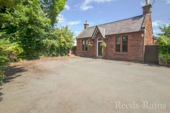 4 Bedroom Detached House For Sale In Parkgate Road, Ledsham, Ellesmere Port, Cheshire, CH66