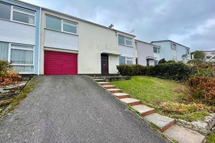 3 Bedroom Property To Rent In Treworder Road, Truro, TR1
