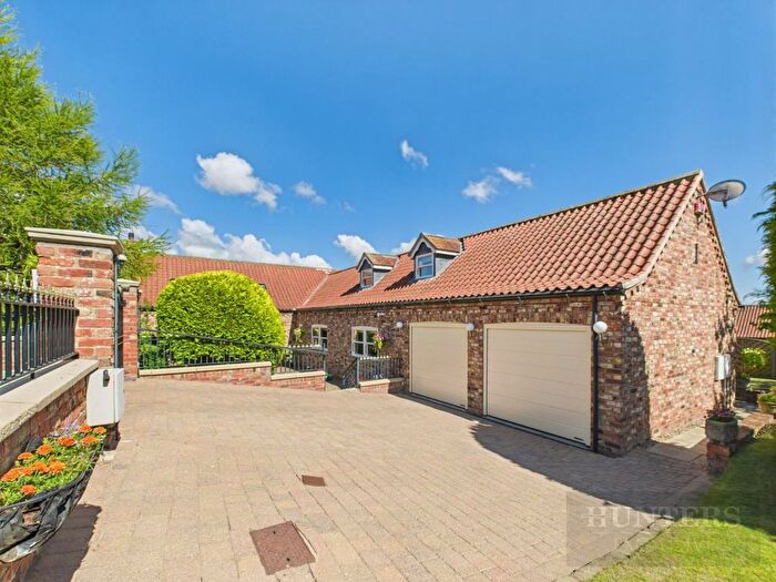 5 Bedroom Detached Bungalow For Sale In Holme View Court, Burton Agnes, Driffield, YO25