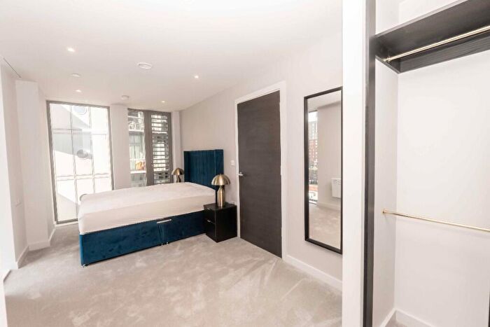 2 Bedroom Apartment To Rent In Greengate, Manchester, Greater Manchester, M3