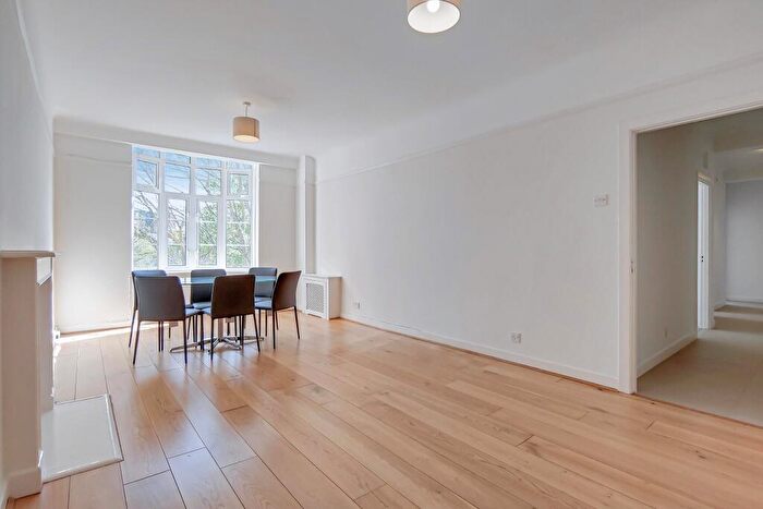 2 Bedroom Apartment To Rent In Grove End Gardens, Grove End Road, St John's Wood, London, NW8