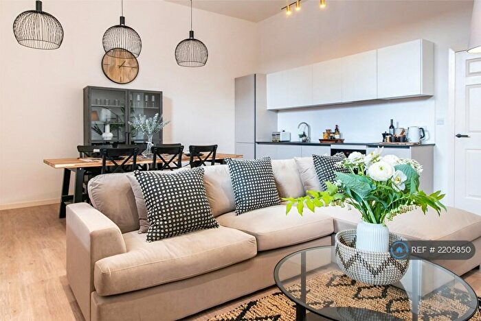 2 Bedroom Flat To Rent In Victoria Street, Newark, NG24