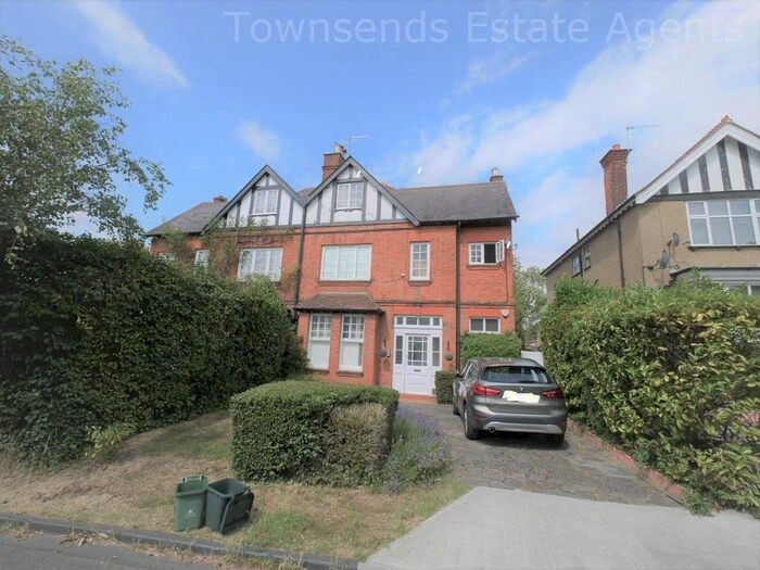 1 Bedroom Flat To Rent In Highfield Road, Northwood, HA6