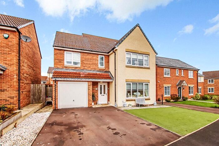4 Bedroom Detached House For Sale In Waxwing, Washington, Tyne And Wear, NE38