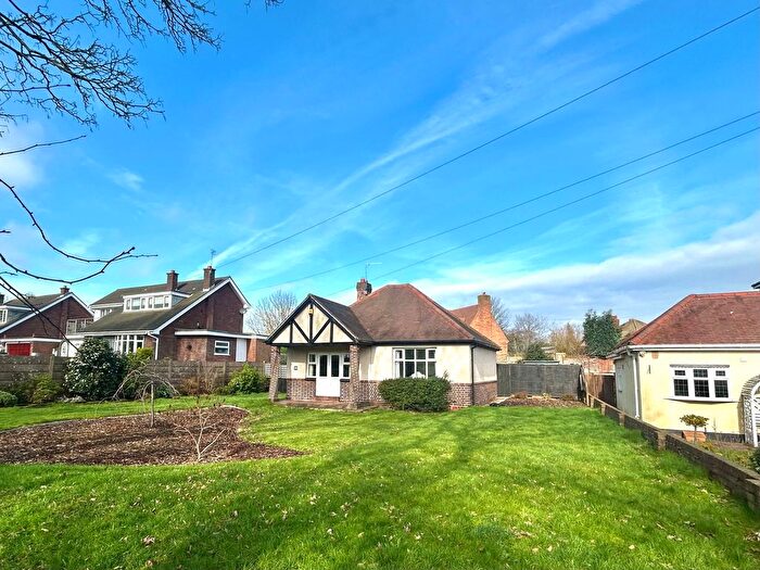 2 Bedroom Bungalow For Sale In The Paddock, Coseley, WV14