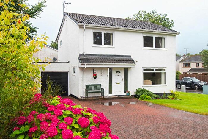 4 Bedroom Detached House For Sale In Munro Drive, Milton Of Campsie, G66