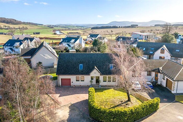 4 Bedroom Detached House For Sale In Snowberry Fields, Thankerton, ML12