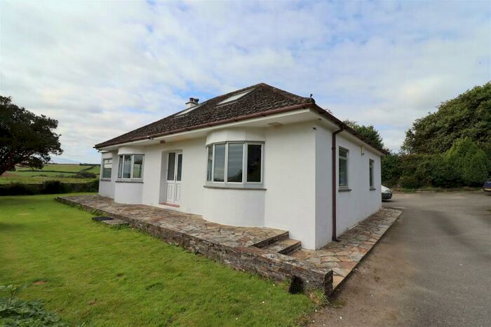 4 Bedroom Detached Bungalow To Rent In Burngullow Lane, St Austell, PL26