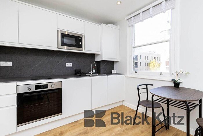 1 Bedroom Flat To Rent In Bell Street, Marylebone, NW1