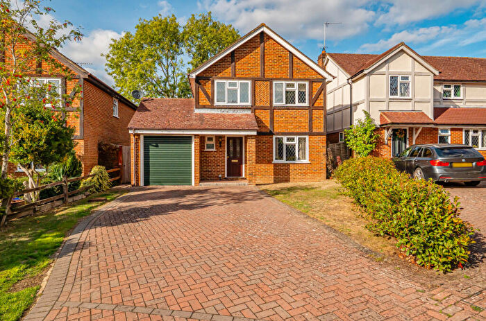 4 Bedroom Detached House For Sale In Nash Park, Binfield, Bracknell, RG42