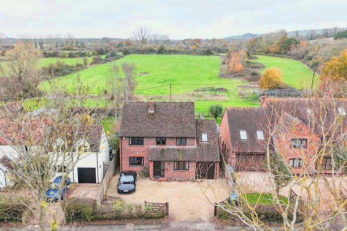 4 Bedroom Detached House To Rent In Brill Road, Oakley, Buckinghamshire, HP18