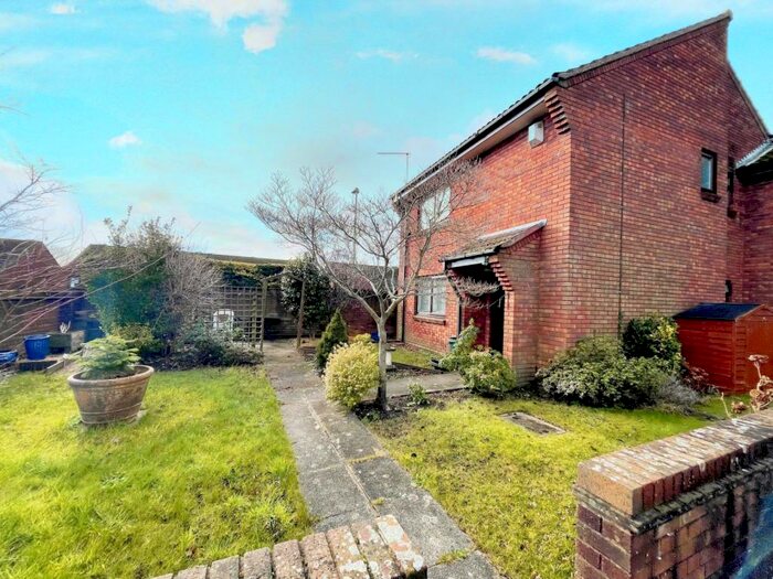 1 Bedroom Flat To Rent In Ferndown, BH22